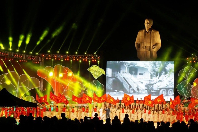 Lễ hội Làng Sen trở lại với nhiều hoạt động phong phú Lễ hội Làng Sen trở lại với nhiều hoạt động phong phú