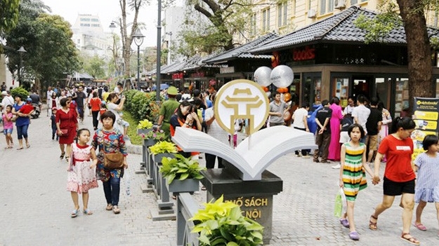 Chuỗi sự kiện 'Sách mở rộng thế giới tư duy' tại Phố Sách Hà Nội