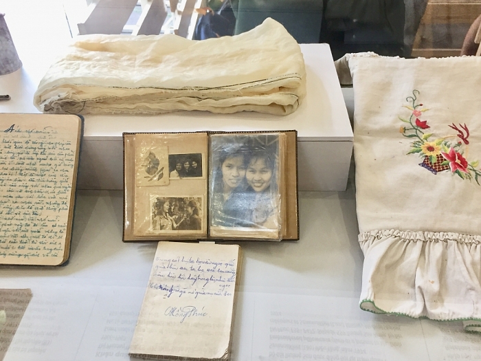 “Kiêu hãnh Trường Sơn” - Sống lại ký ức của những bông hồng thép kieu hanh truong son song lai ky uc cua nhung co gai tren duong truong son