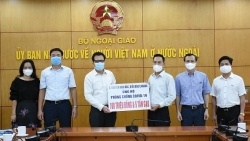 Doanh nhân kiều bào ủng hộ công tác phòng, chống dịch Covid-19