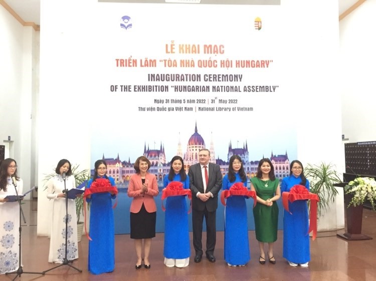 Khám phá lịch sử và vẻ đẹp của Tòa nhà Quốc hội Hungary tại Việt Nam Khám phá lịch sử và vẻ đẹp của Tòa nhà Quốc hội Hungary tại Việt Nam