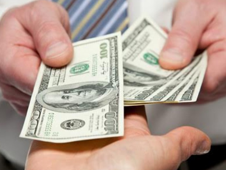 Anh: Năm 2015, sinh viên được bồi thường 700.000 USD