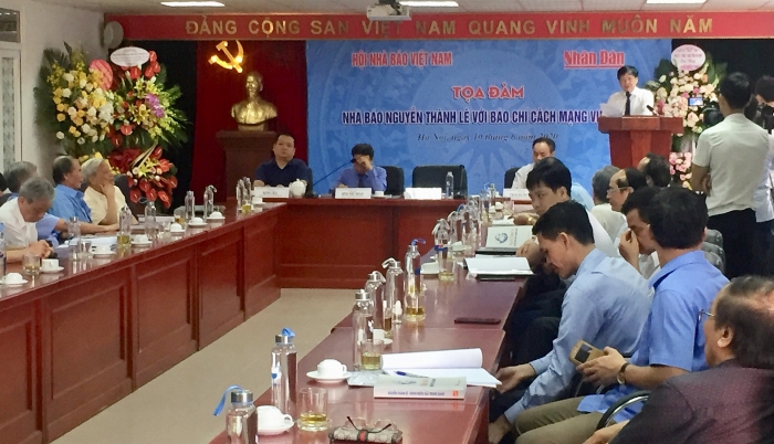 Nhìn lại sự nghiệp báo chí của nhà báo cách mạng Nguyễn Thành Lê nhin lai su nghiep bao chi cua nha bao cach mang nguyen thanh le