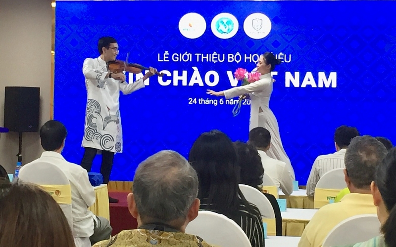 gioi thieu chuong trinh day tieng viet va bo hoc lieu xin chao viet nam