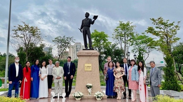 Khai mạc Tuần lễ tiếng Nga tại Việt Nam