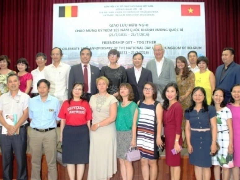 Giao lưu hữu nghị kỷ niệm 185 năm Quốc khánh Bỉ