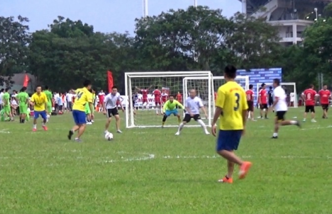 Khởi động Giải bóng đá Press Cup 2017