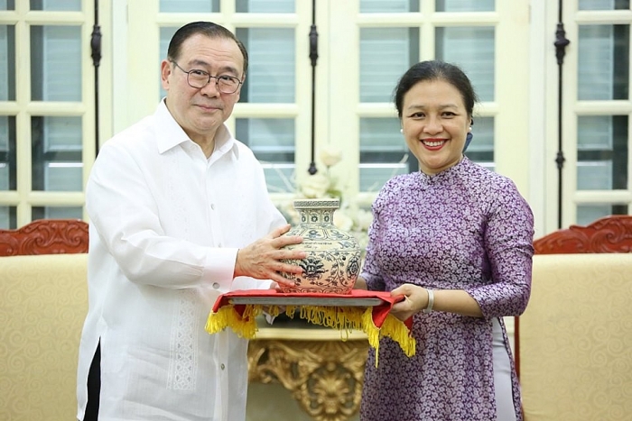 ngoai truong philippines ngoai giao nhan dan da vun dap quan he viet nam philippines