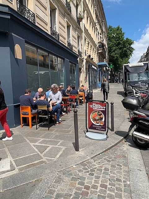 bien dao que huong nam giua long paris 1