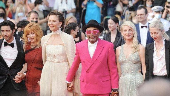 Khai màn Liên hoan phim Cannes 2021: Ngành công nghiệp điện ảnh đã trở lại!