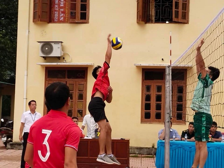 Nhiều hoạt động thắm tình hữu nghị Việt Nam-Lào tại huyện biên giới Quế Phong Nhiều hoạt động thắm tình hữu nghị Việt Nam-Lào tại huyện biên giới Quế Phong