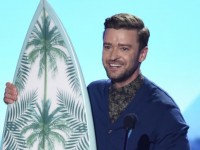 leonardo dicaprio trao tra tuong vang oscar