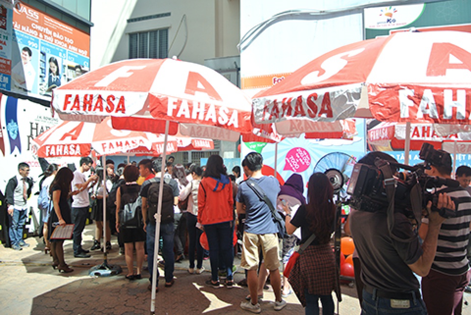 Kịch bản Harry Potter lập kỷ lục tại nhiều nước kich ban harry potter lap ky luc tai nhieu nuoc