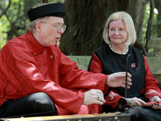 Trao tặng Kỷ niệm chương hữu nghị cho Đại sứ Canada