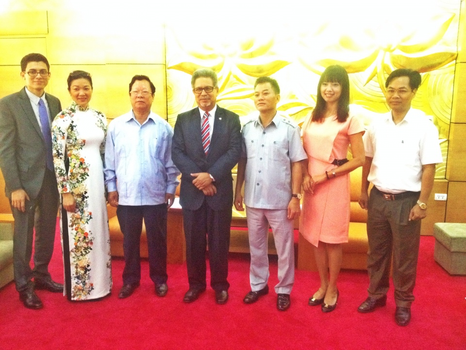 doan ket va huu nghi la nen tang quan he viet nam el salvador