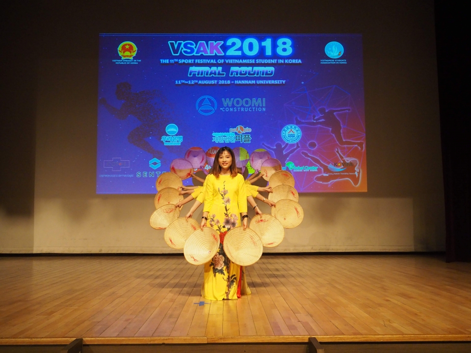 Sân chơi thể thao đầy hứng khởi của sinh viên Việt Nam tại Hàn Quốc san choi the thao day hung khoi cua sinh vien viet nam tai han quoc