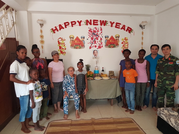 nhung hinh dep va xuc dong ve bo doi cu ho o cong hoa trung phi