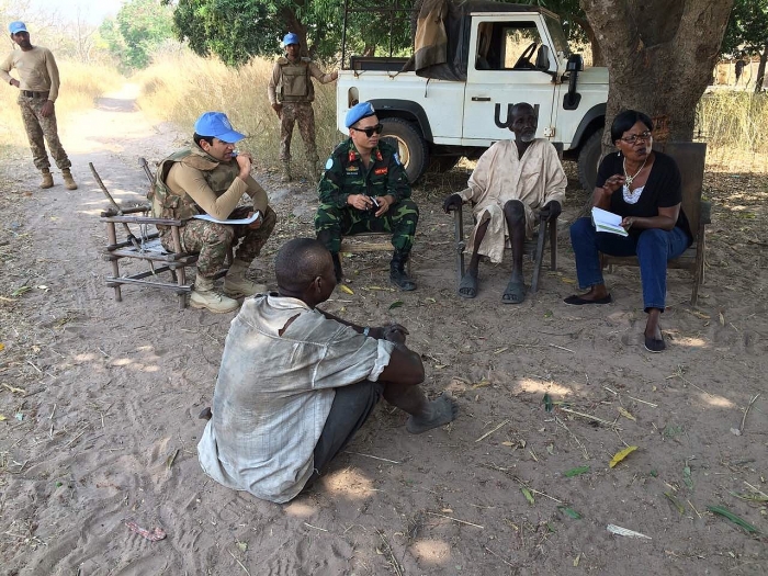 nhung hinh dep va xuc dong ve bo doi cu ho o cong hoa trung phi