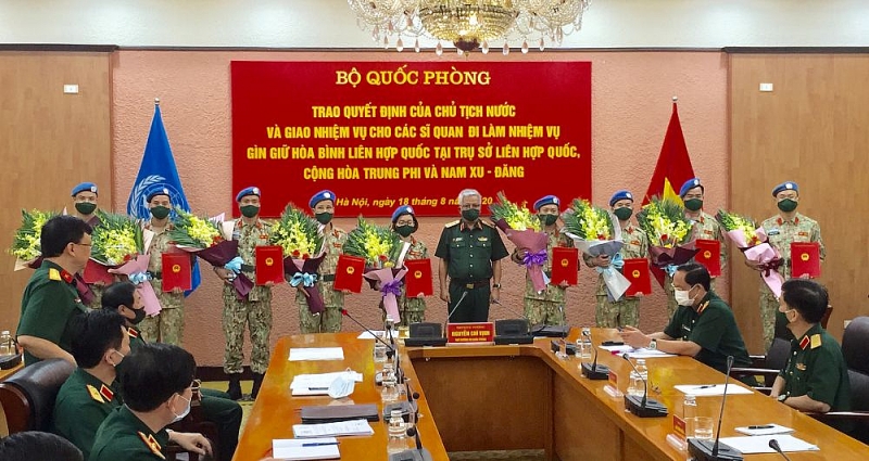 viet-nam-cu-them-10-si-quan-lam-nhiem-vu-giu-gin-hoa-binh-lien-hop-quoc