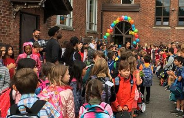 Nhiều đổi mới trong ngày tựu trường của học sinh Pháp