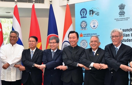 Ấn Độ tài trợ 1.000 học bổng tiến sỹ cho sinh viên ASEAN 