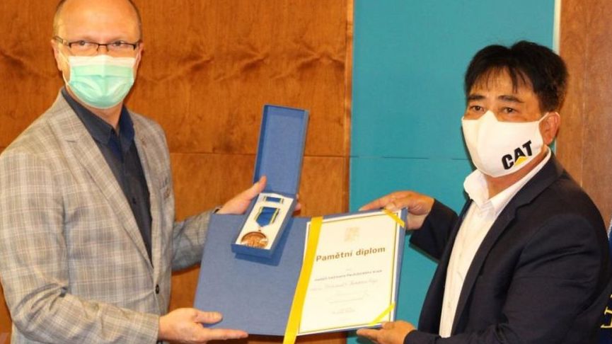 CH Czech: Cộng đồng người Việt được vinh danh vì hỗ trợ địa phương chống Covid-19