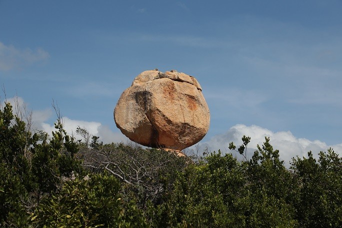 Thiên nhiên tươi đẹp và sinh động ở khu dự trữ sinh quyển Núi Chúa