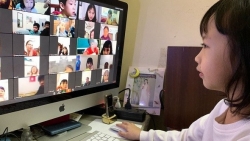 Học trực tuyến lớp 1: Đừng đánh cắp niềm hứng khởi ban đầu của con trẻ!