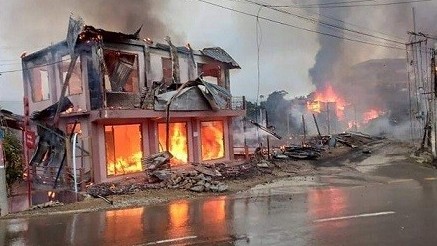 Myanmar: Đoàn xe quân sự bị đánh bom khiến một số người thiệt mạng