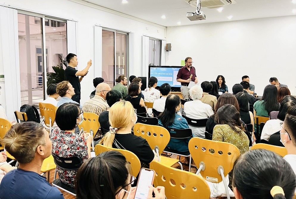 Toạ đàm về tác phẩm đoạt giải Goncourt của nhà văn Pháp