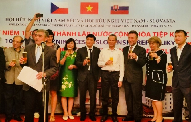 Gặp mặt hữu nghị nhân 100 năm thành lập nước Cộng hòa Tiệp Khắc