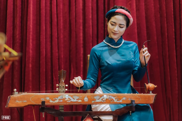 ha noi xua tai hien song dong o pho bich hoa phung hung