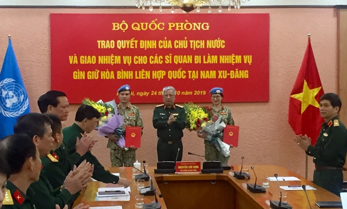 Việt Nam có thêm 2 sĩ quan làm nhiệm vụ gìn giữ hòa bình tại Nam Sudan viet nam co them 2 si quan lam nhiem vu gin giu hoa binh tai nam sudan