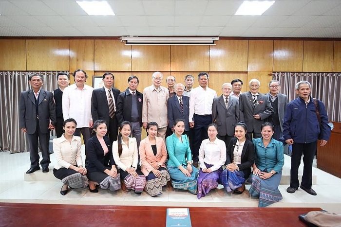 70 năm các chuyên gia và quân tình nguyện Việt Nam tại Lào 70 nam cac chuyen gia va quan tinh nguyen viet nam tai lao