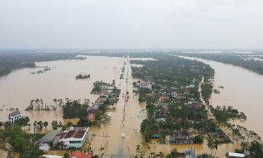 Hoa Kỳ công bố khoản viện trợ 100 nghìn USD giúp Việt Nam ứng phó bão Linfa Dự báo thời tiết 10 ngày tới (từ đêm 16-26/10): Mưa lớn ở nhiều nơi trên cả nước, miền Bắc đêm và sáng sớm trời lạnh