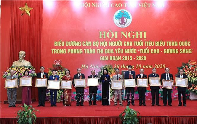 ton vinh 325 tam guong nguoi cao tuoi tieu bieu toan quoc