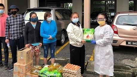 Phụ nữ Việt Nam và vẻ đẹp ở xứ người