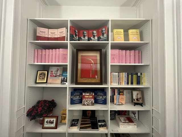 Nhiều hoạt động ý nghĩa tôn vinh Chủ tịch Hồ Chí Minh tại Pháp