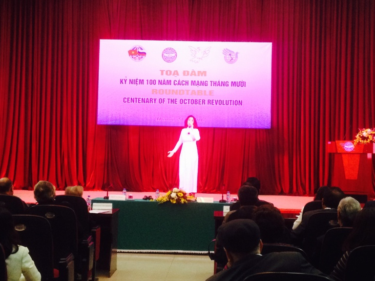 Tọa đàm kỷ niệm 100 năm Cách mạng Tháng Mười Nga