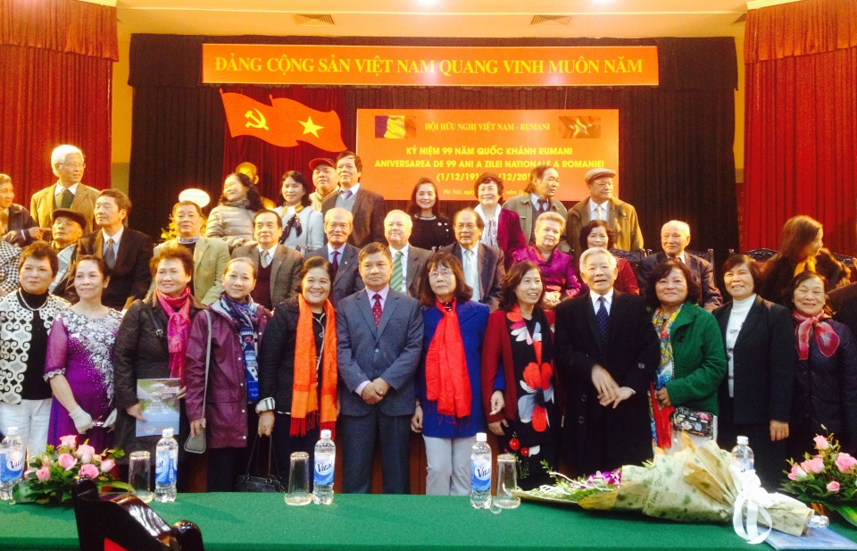 Đón Quốc khánh ở Tổ quốc thứ hai