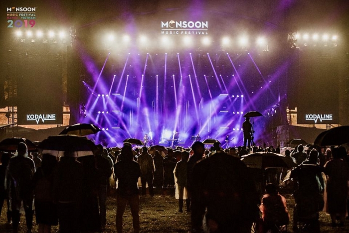 khan gia ha noi doi mua phieu cung le hoi am nhac quoc te gio mua