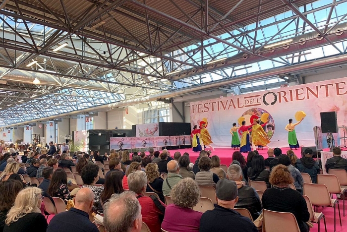 Ấn tượng Việt Nam tại Lễ hội phương Đông ở Italy quang ba viet nam tai le hoi phuong dong o italy