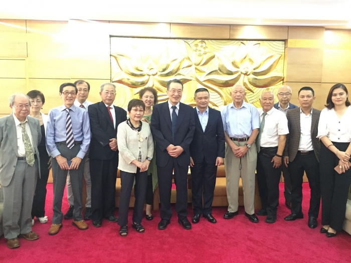 doan hoi dong nhat ban chong bom nguyen tu va khinh khi tham va lam viec tai viet nam