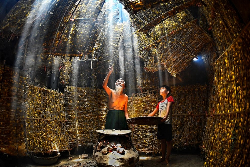 Ngắm trọn bộ ảnh tuyệt đẹp về đa dạng văn hóa của Việt Nam 'Mãn nhãn' với bộ ảnh tuyệt đẹp về sự đa dạng văn hóa của Việt Nam