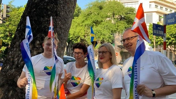 Các nước Bắc Âu tham gia sự kiện Hanoi Pride 2021