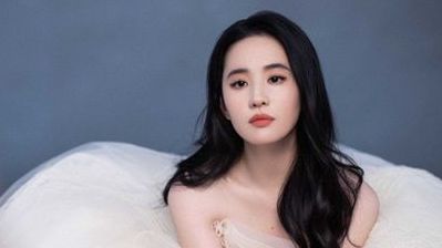 Diễn viên Lưu Diệc Phi tái xuất với hình ảnh đầy ấn tượng