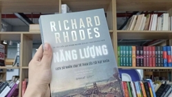 Cuốn sách với hành trình khám phá thú vị về lịch sử của năng lượng