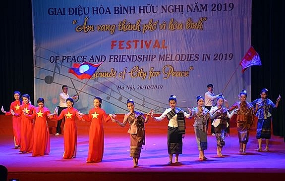 Nhiều sắc màu văn hóatại Liên hoan nghệ thuật hữu nghị quốc tế năm 2020 Nhiều sắc màu văn hóatại Liên hoan nghệ thuật hữu nghị quốc tế năm 2020