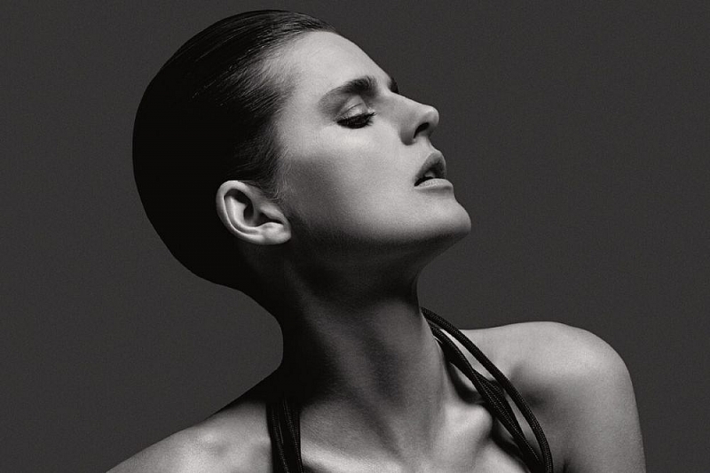 Nhìn lại những hình ảnh ấn tượng của siêu mẫu Stella Tennant