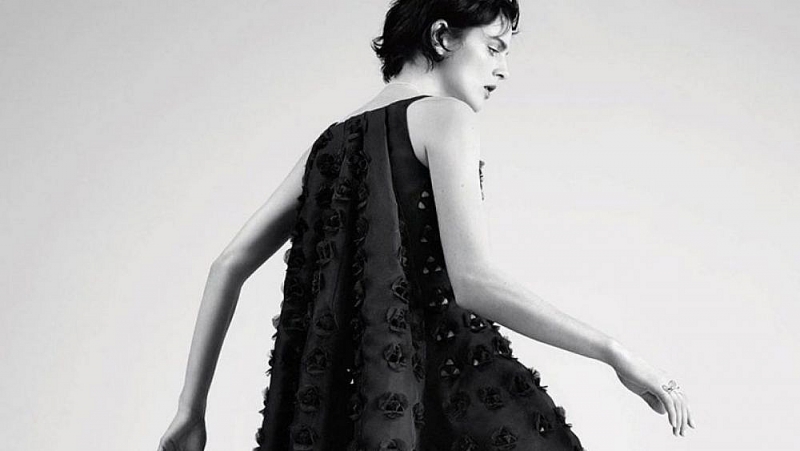 Nhìn lại những hình ảnh ấn tượng của siêu mẫu Stella Tennant